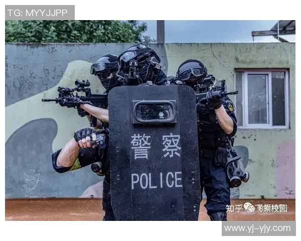 南京篮球队战术解析：聚焦团队协作与攻防策略的深度探讨